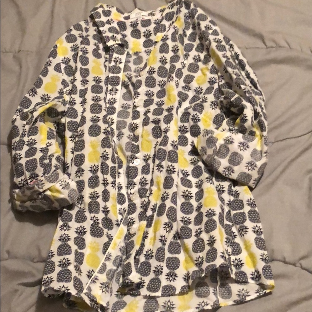 Pineapples button down